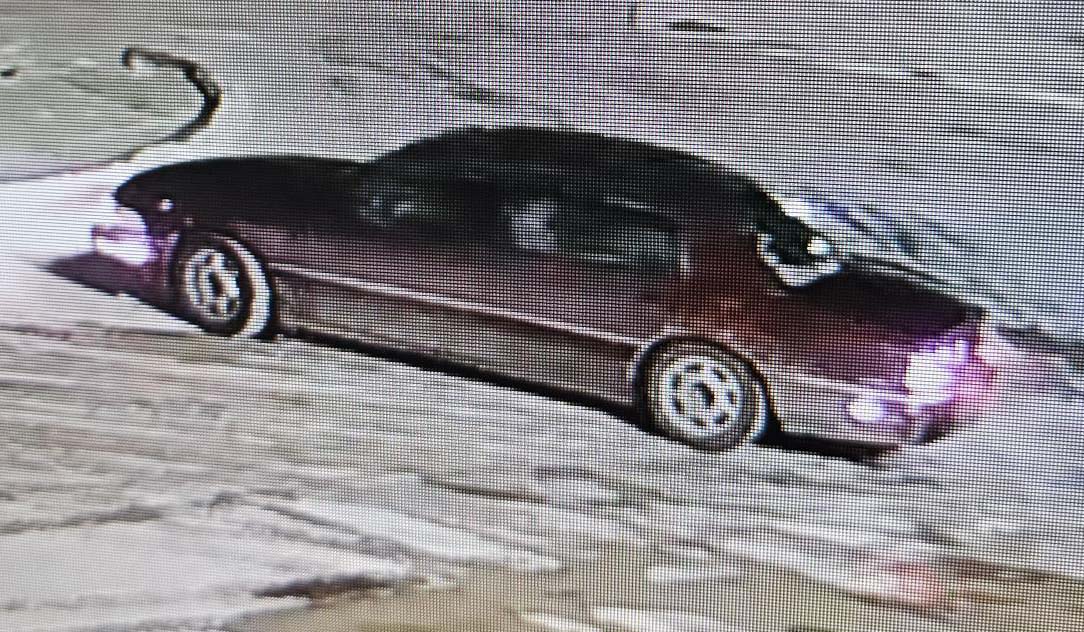 Suspectvehicleponoka