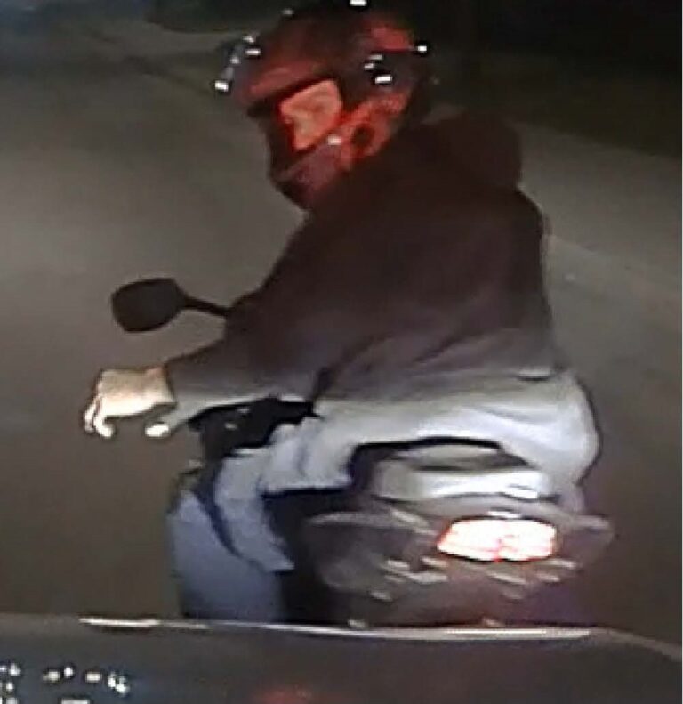 Suspect photo 1 (1)