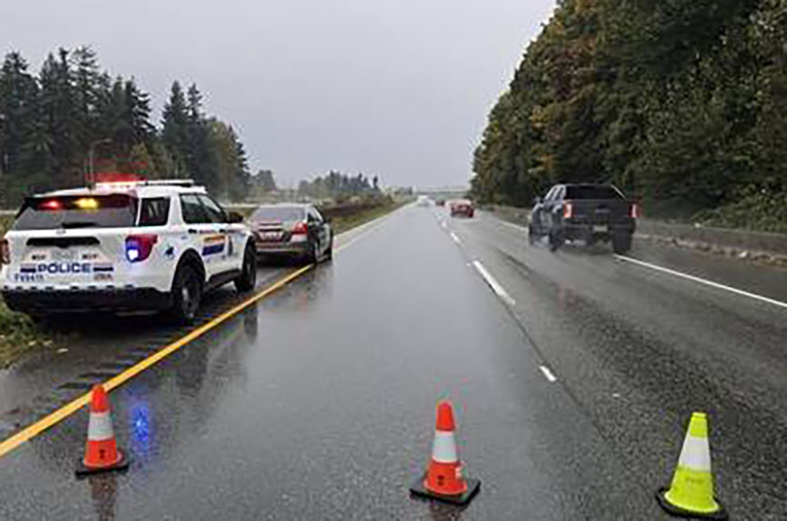 large_blur_roadside_lights_and_cones_20251019_081834