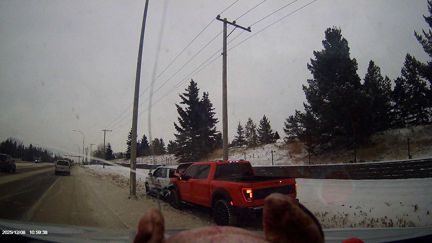 251208-Leduc-VehicleBattery-vehicles-at-rest