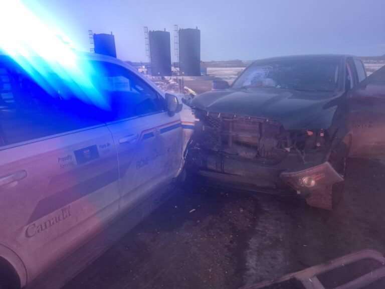 suspect vehicle rammed into police vehicle